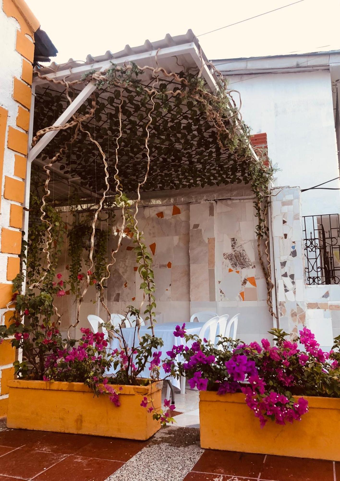 Martinica Hostel Картахена Экстерьер фото